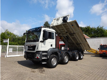 Самосвал MAN TGS 35.470