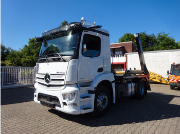Самосвал MERCEDES-BENZ Actros 1840