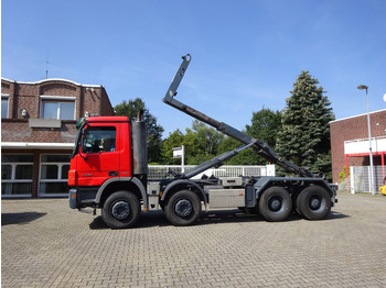 Крюковой мультилифт MERCEDES-BENZ Actros