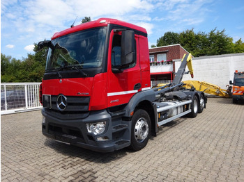 Крюковой мультилифт MERCEDES-BENZ Antos 2532