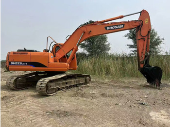 Гусеничный экскаватор DOOSAN DH225LC-7