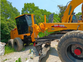 : фото в шапке страницы
