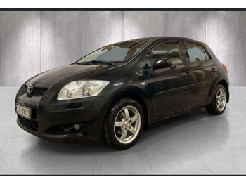 Легковой автомобиль TOYOTA