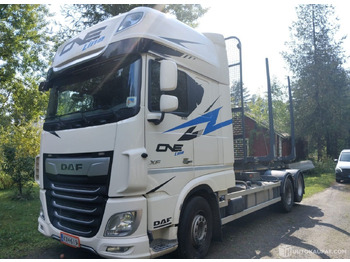 Грузовик DAF XF 530