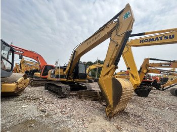 Гусеничный экскаватор CATERPILLAR 320D2