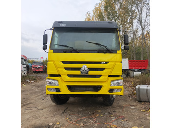 Самосвал SINOTRUK HOWO