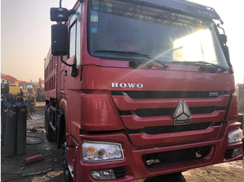 Самосвал SINOTRUK HOWO: фото 2