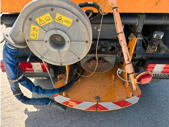 : фото в шапке страницы