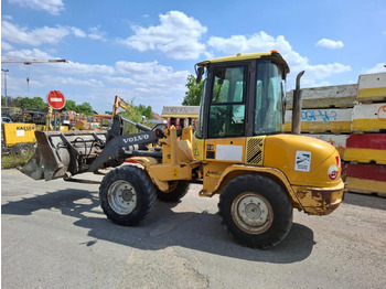 Колёсный погрузчик Volvo L 30: фото 4 Колёсный погрузчик Volvo L 30: фото 4