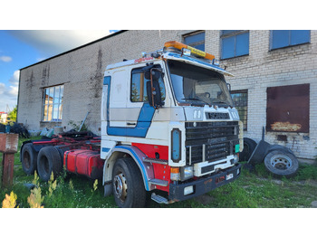 SCANIA R 142 H 6X2 SU KRANU в лизинг SCANIA R 142 H 6X2 SU KRANU: фото 1