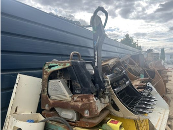 : фото в шапке страницы