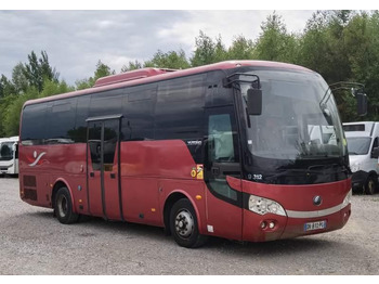 Пригородный автобус