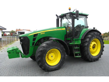Трактор JOHN DEERE 8030 Series