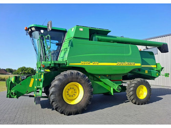Зерноуборочный комбайн JOHN DEERE 2000 Series