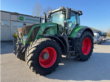 Трактор FENDT 826 Vario