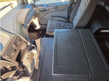 Грузовик-шасси MERCEDES-BENZ: фото 4