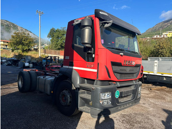 Грузовик-шасси IVECO Stralis