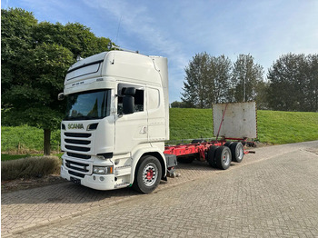 Грузовик-шасси SCANIA R 730