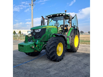 Трактор JOHN DEERE