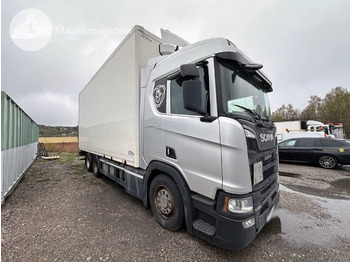Грузовик с закрытым кузовом SCANIA R 520