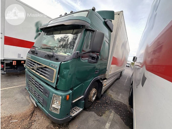 Грузовик с закрытым кузовом VOLVO FM9 300