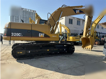 Гусеничный экскаватор CATERPILLAR 320CL