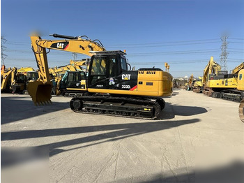 Гусеничный экскаватор CATERPILLAR 323D