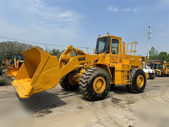 Колёсный погрузчик CATERPILLAR 966E