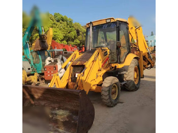 Экскаватор-погрузчик JCB 3CX