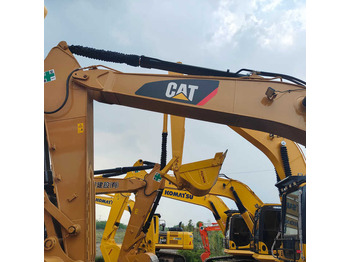 Гусеничный экскаватор CATERPILLAR 329D