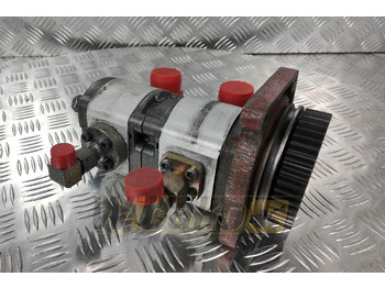 : фото в шапке страницы