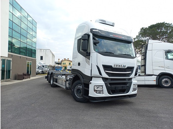 Грузовик-контейнеровоз/ Сменный кузов IVECO AS260S48: фото 5