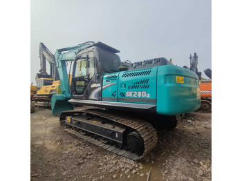 Гусеничный экскаватор KOBELCO