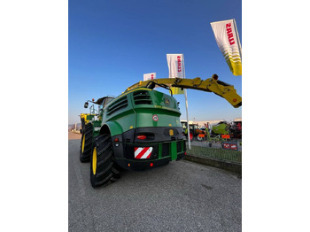 Кормоуборочный комбайн John Deere 8800: фото 3