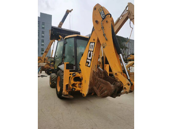 Экскаватор-погрузчик JCB 3CX