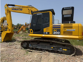 Гусеничный экскаватор KOMATSU PC200-8