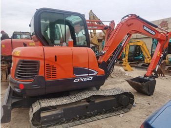 Гусеничный экскаватор DOOSAN DX60: фото 4