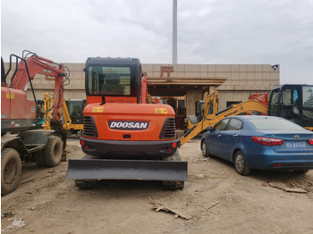 Гусеничный экскаватор DOOSAN DX60: фото 5