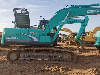 Гусеничный экскаватор KOBELCO