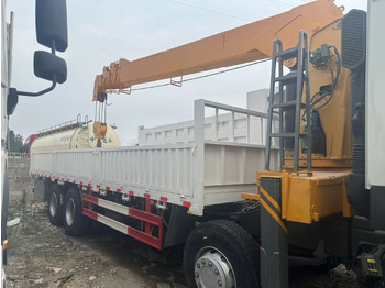 Автоманипулятор SINOTRUK HOWO 375 8X4  12TONS CLICK HERE FOR DISCOUNT: фото 2
