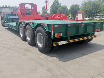 Низкорамный полуприцеп TITAN: фото 3 Низкорамный полуприцеп TITAN: фото 3