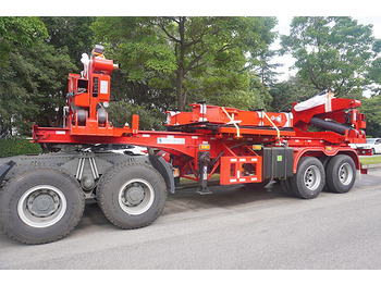 Полуприцеп-контейнеровоз/ Сменный кузов XCMG