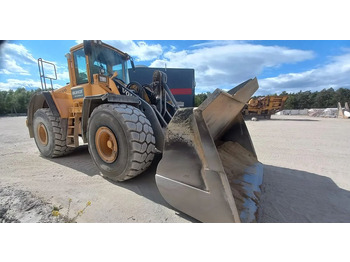 Колёсный погрузчик VOLVO L150E