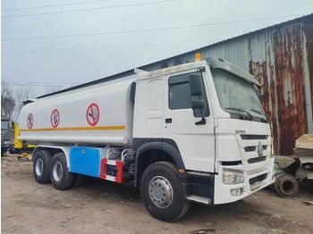 Грузовик-цистерна SINOTRUK HOWO