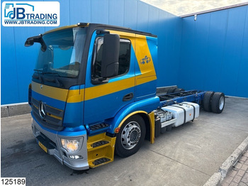 Грузовик-шасси MERCEDES-BENZ Actros 1843