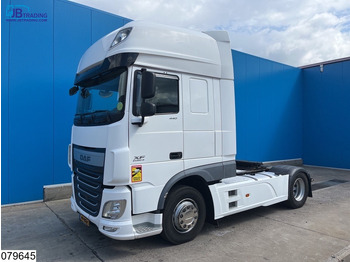 Тягач DAF XF 440