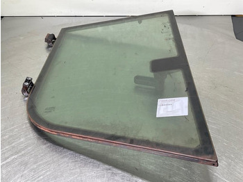 Кабина и интерьер LIEBHERR