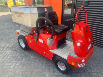 Инвентарь для животноводства