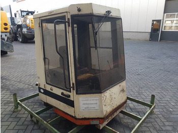 Кабина и интерьер SCHAEFF