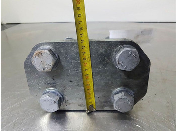 Рама/ Шасси для Строительной техники Yanmar V70-6435611004-Axle mounting/Achsbefestigung: фото 4 Рама/ Шасси для Строительной техники Yanmar V70-6435611004-Axle mounting/Achsbefestigung: фото 4